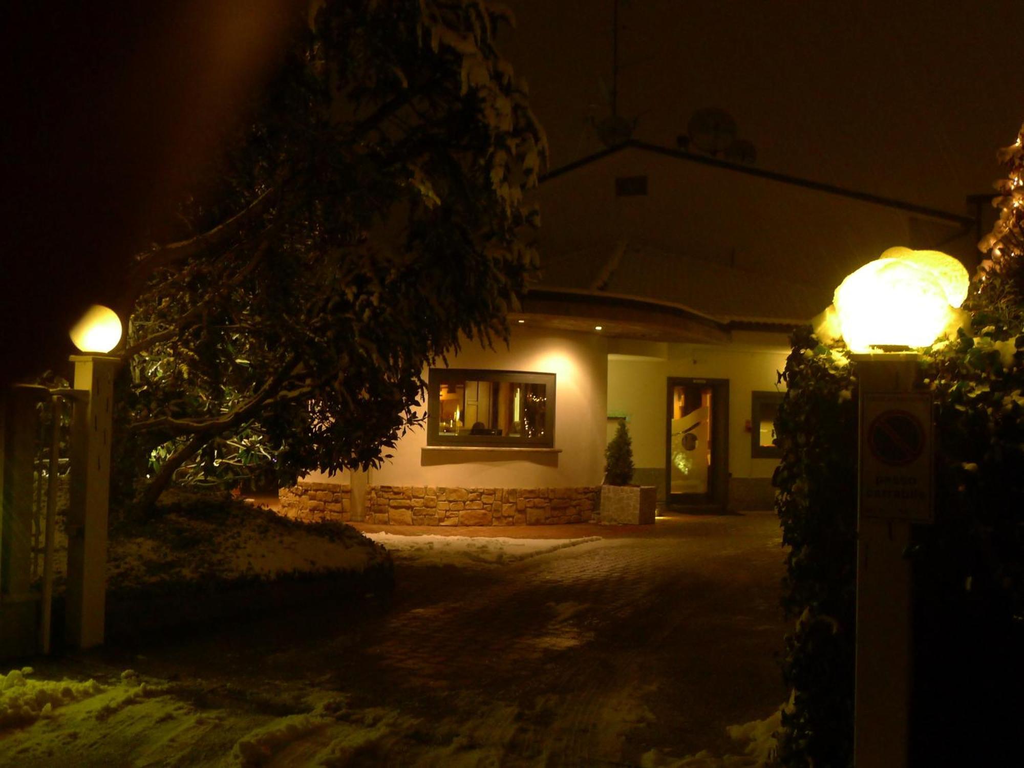 Hotel Motel K Casei Gerola Εξωτερικό φωτογραφία